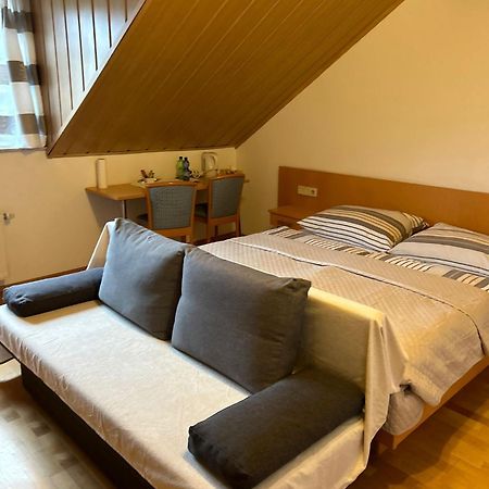 Havanna Pension Sankt Polten Bagian luar foto