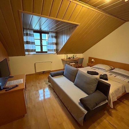 Havanna Pension Sankt Polten Bagian luar foto