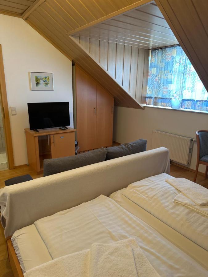 Havanna Pension Sankt Polten Bagian luar foto