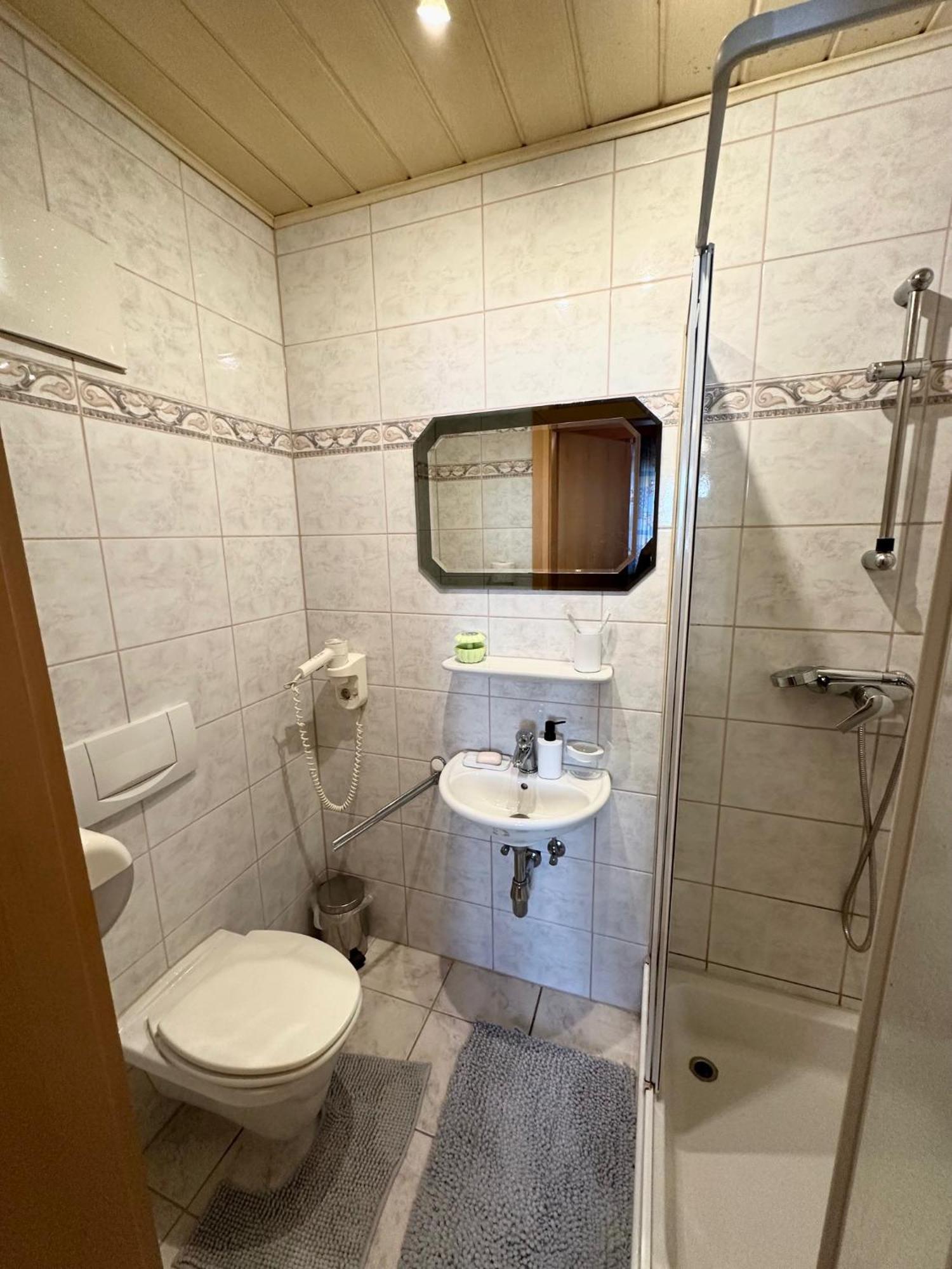 Havanna Pension Sankt Polten Bagian luar foto