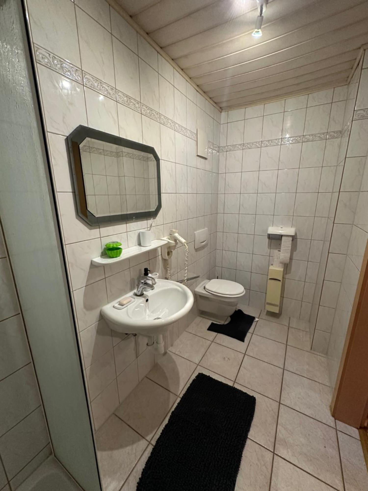 Havanna Pension Sankt Polten Bagian luar foto